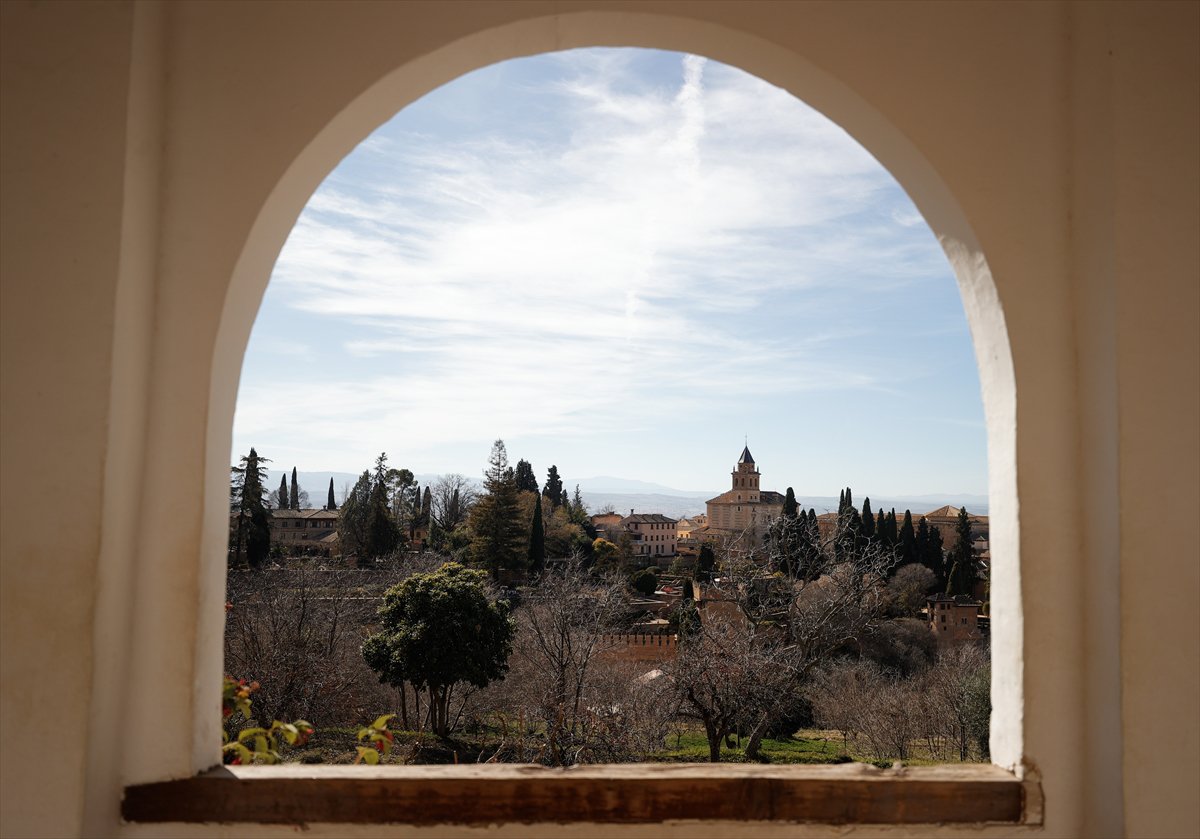 Endülüs'te zamana direnen güzellik: El Hamra Sarayı