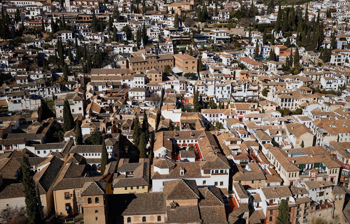 Endülüs'te zamana direnen güzellik: El Hamra Sarayı