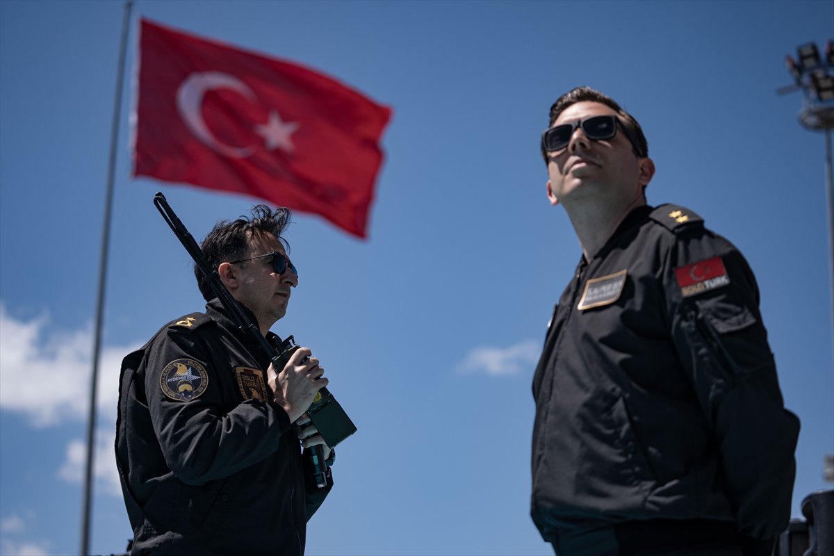 SOLOTÜRK gösteri ekibi son olarak Erzurum'da görev aldı