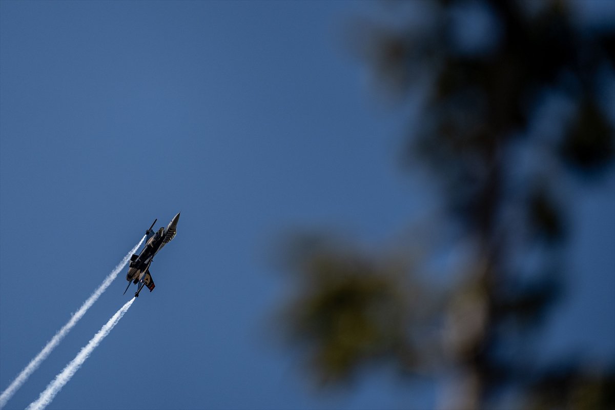 SOLOTÜRK gösteri ekibi son olarak Erzurum'da görev aldı