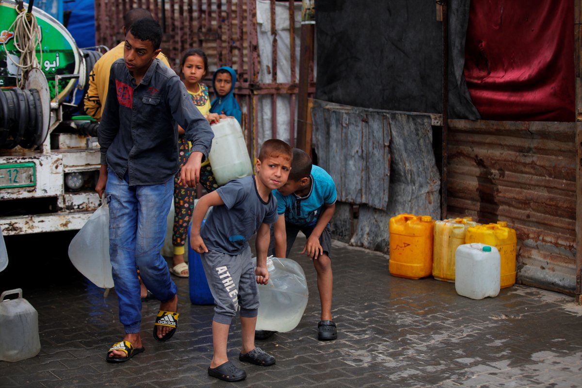Gazze’de gıda ve su krizi derinleşiyor, yardım çığlıkları yükseliyor