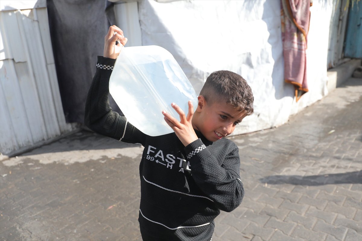 Gazze susuzlukla savaşıyor