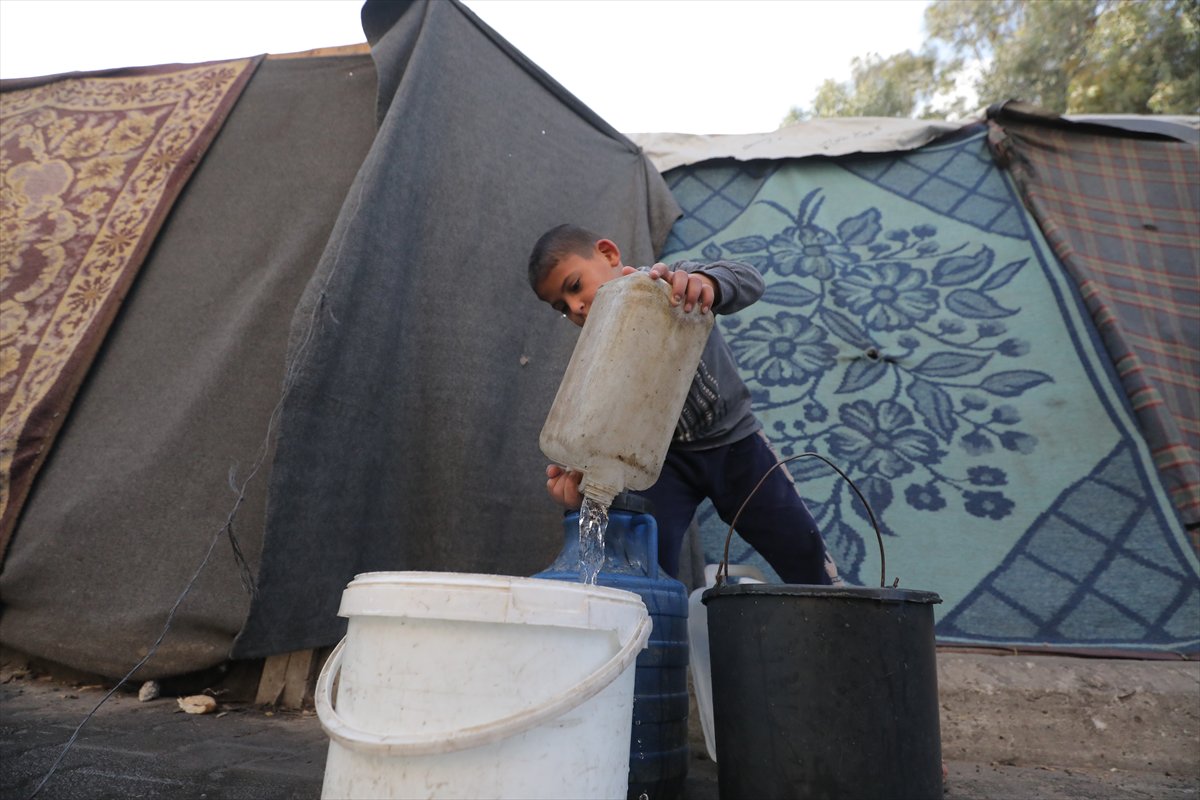 Gazze’de gıda ve su krizi derinleşiyor, yardım çığlıkları yükseliyor