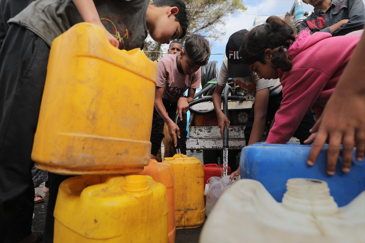 Gazze’de gıda ve su krizi derinleşiyor, yardım çığlıkları yükseliyor