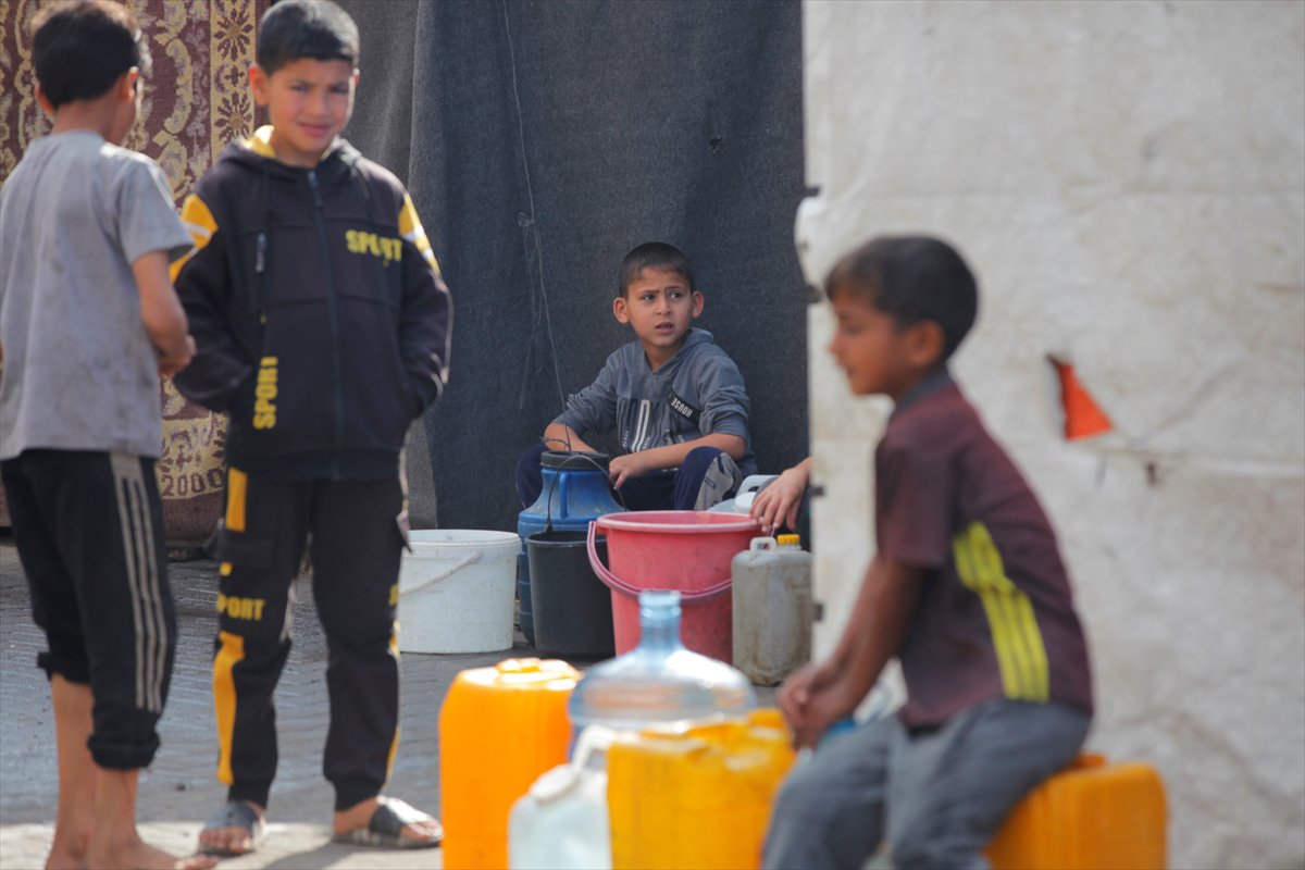 Gazze’de gıda ve su krizi derinleşiyor, yardım çığlıkları yükseliyor
