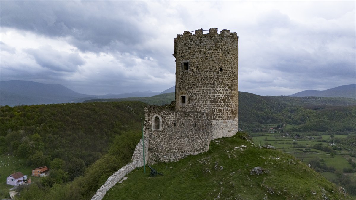 Orta Çağ’dan günümüze uzanan bir miras: Sokolac Kalesi