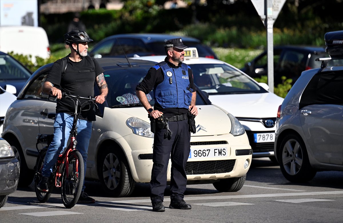 İspanya ve Portekiz’de yaşanan geniş çaplı elektrik kesintisinden milyonlar etkilendi