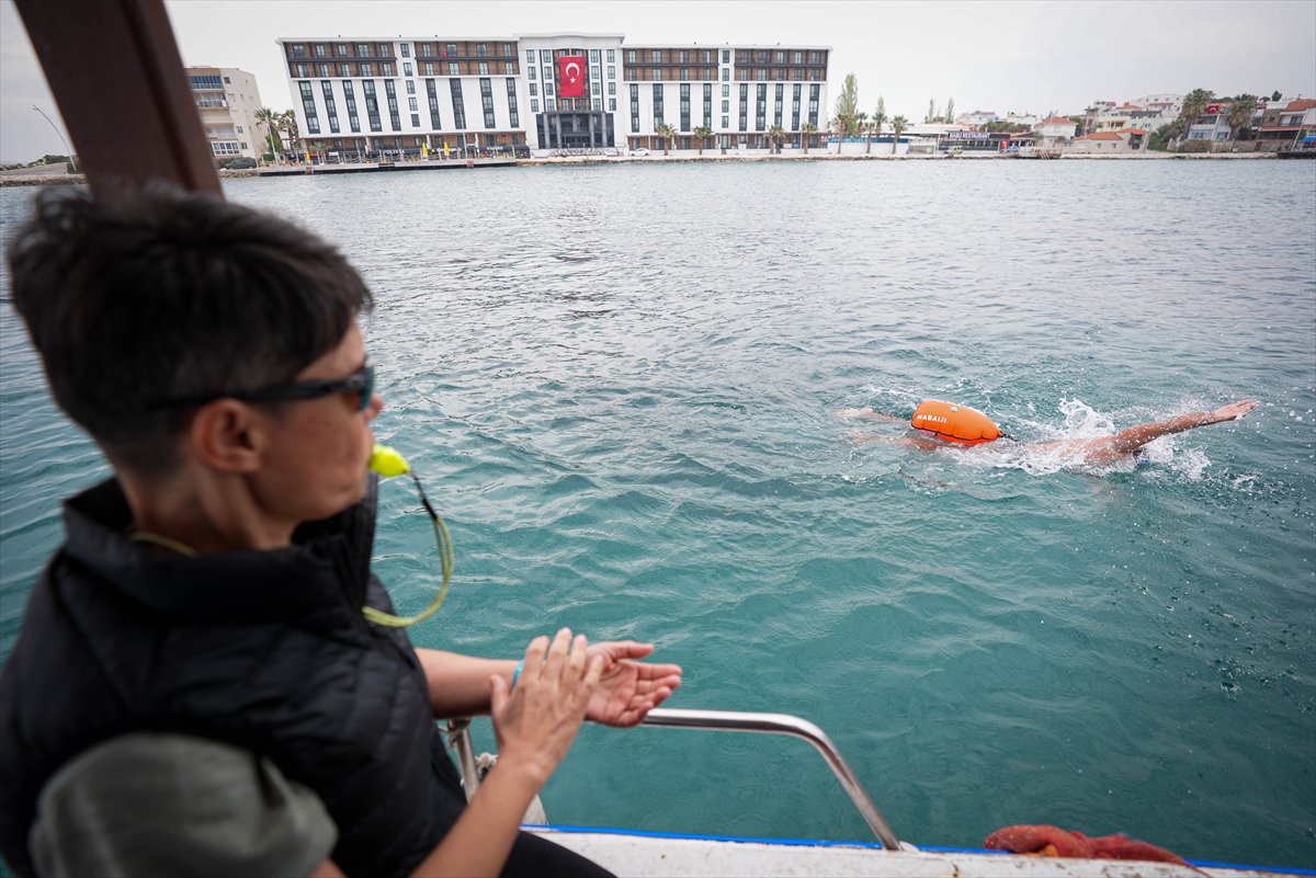 Otizmli yüzücü, Manş Denizi'ni geçmeye hazır
