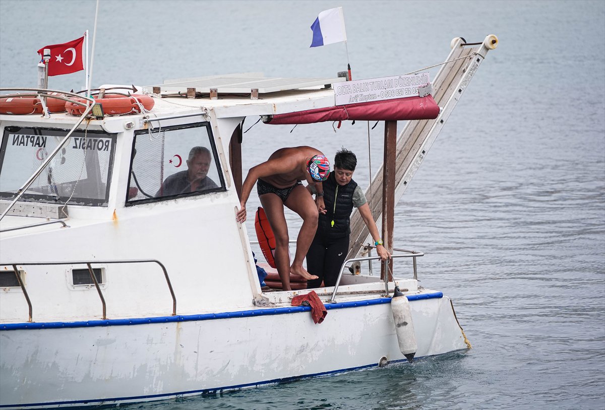 Otizmli yüzücü, Manş Denizi'ni geçmeye hazır