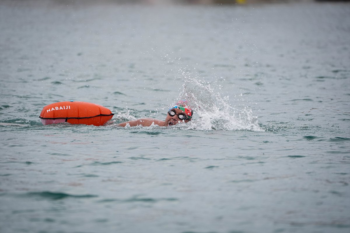 Otizmli yüzücü, Manş Denizi'ni geçmeye hazır