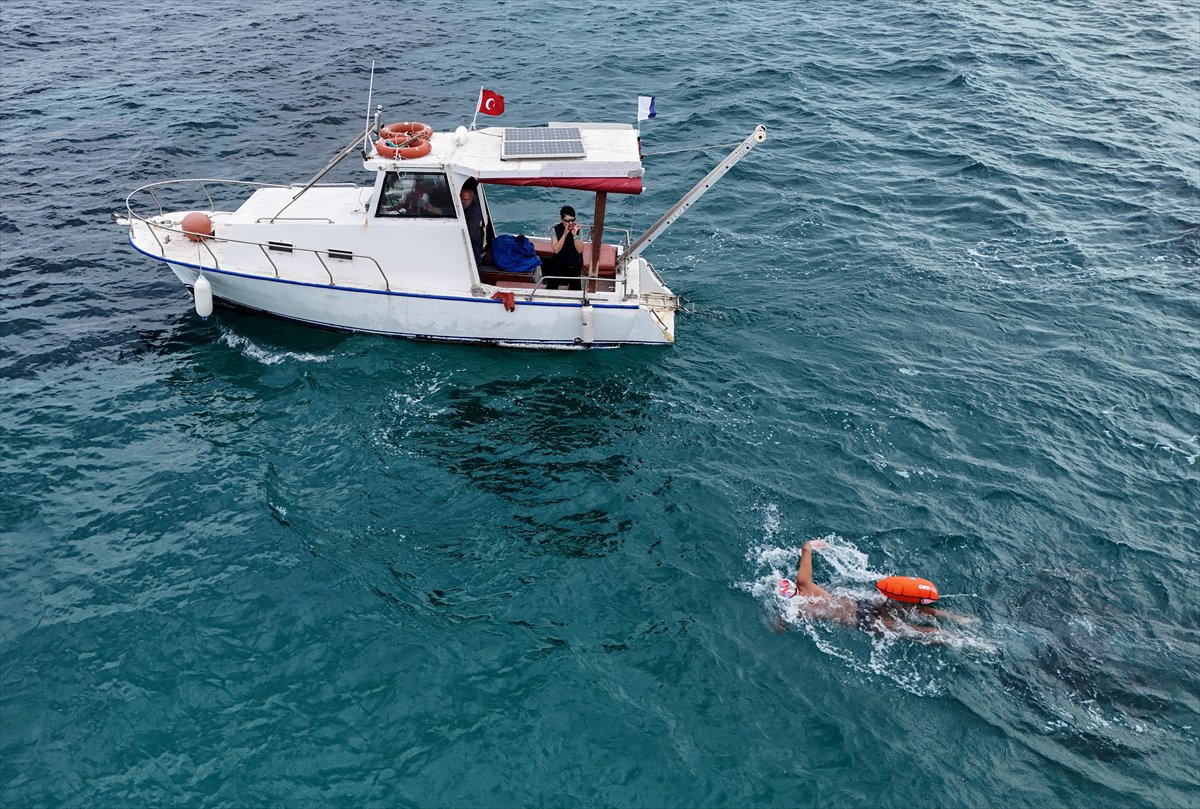 Otizmli yüzücü, Manş Denizi'ni geçmeye hazır