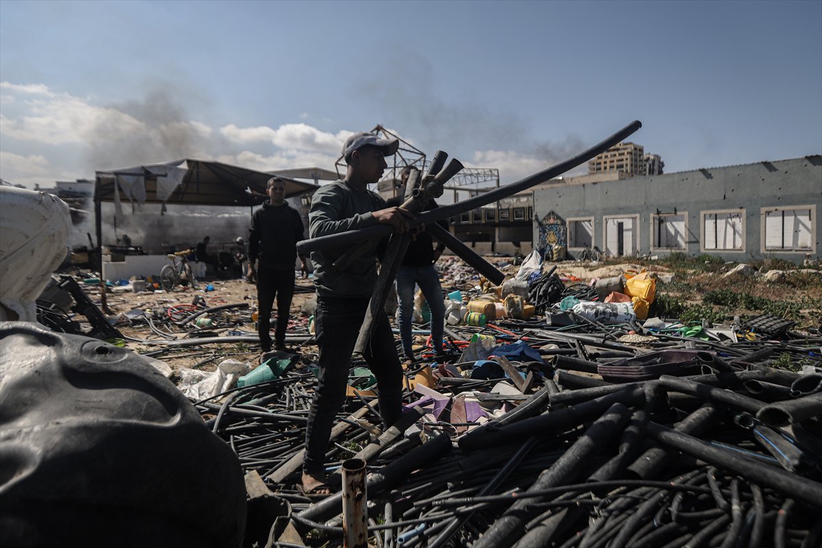 Gazze’de plastik atıklardan akaryakıt üretilerek yakıt krizi aşılmaya çalışılıyor
