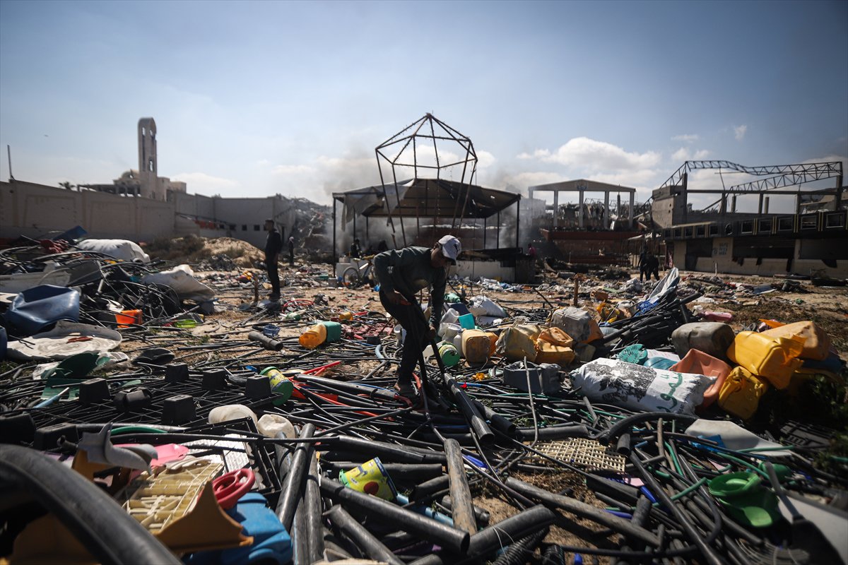 Gazze’de plastik atıklardan akaryakıt üretilerek yakıt krizi aşılmaya çalışılıyor