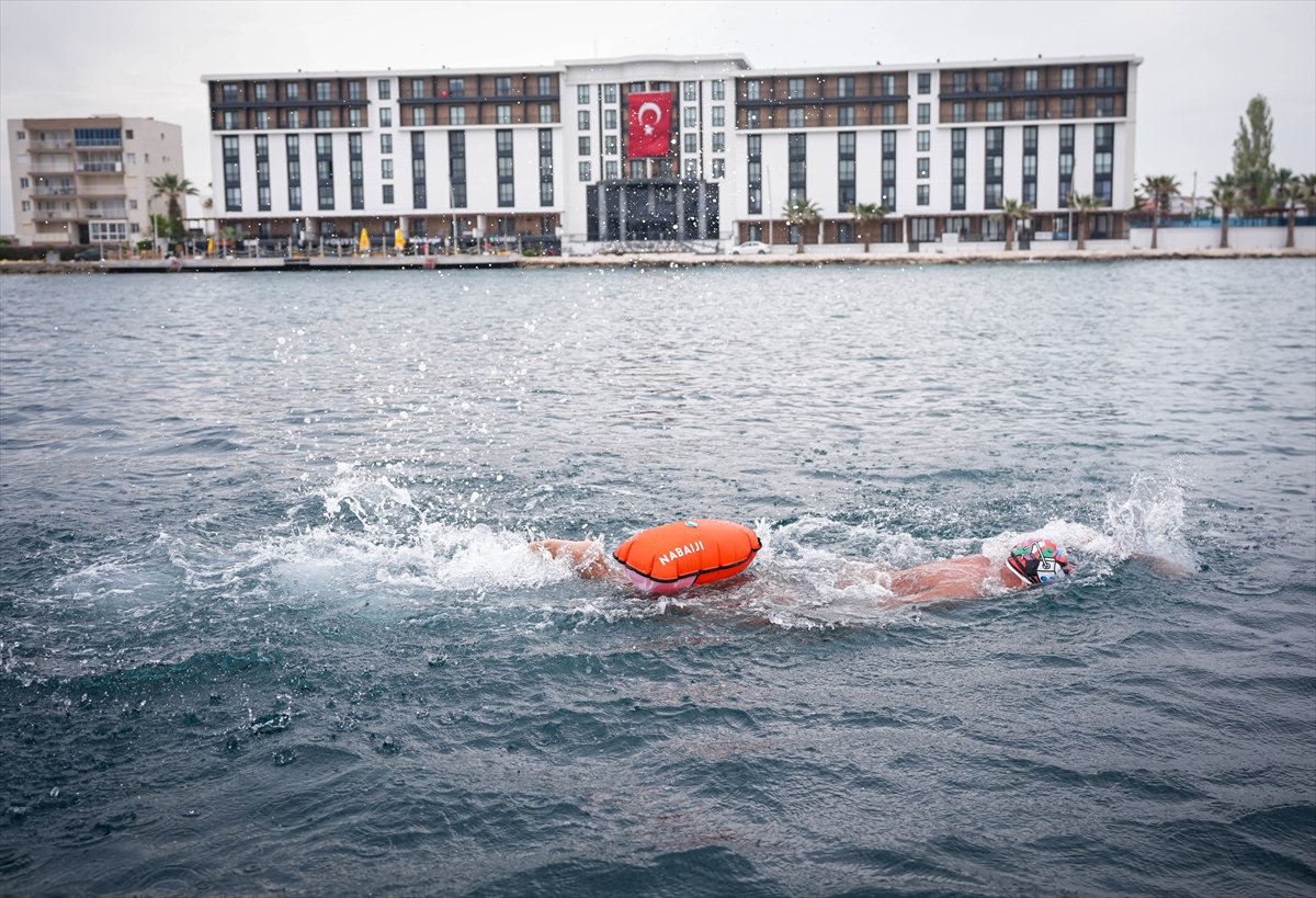 Otizmli yüzücü, Manş Denizi'ni geçmeye hazır