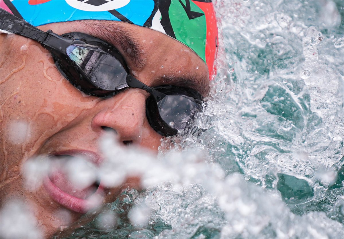 Otizmli yüzücü, Manş Denizi'ni geçmeye hazır