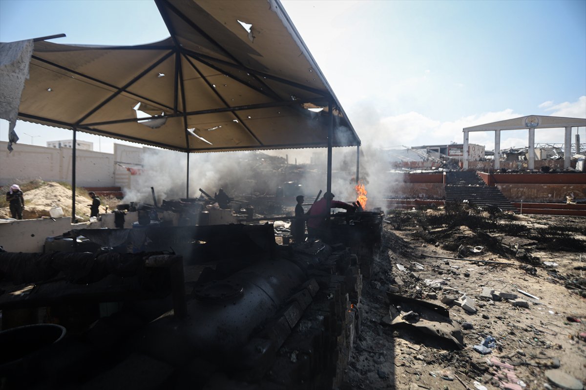 Gazze’de plastik atıklardan akaryakıt üretilerek yakıt krizi aşılmaya çalışılıyor