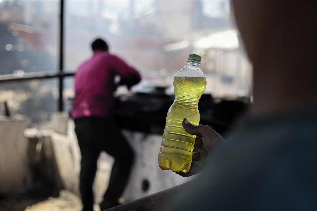 Gazze’de plastik atıklardan akaryakıt üretilerek yakıt krizi aşılmaya çalışılıyor