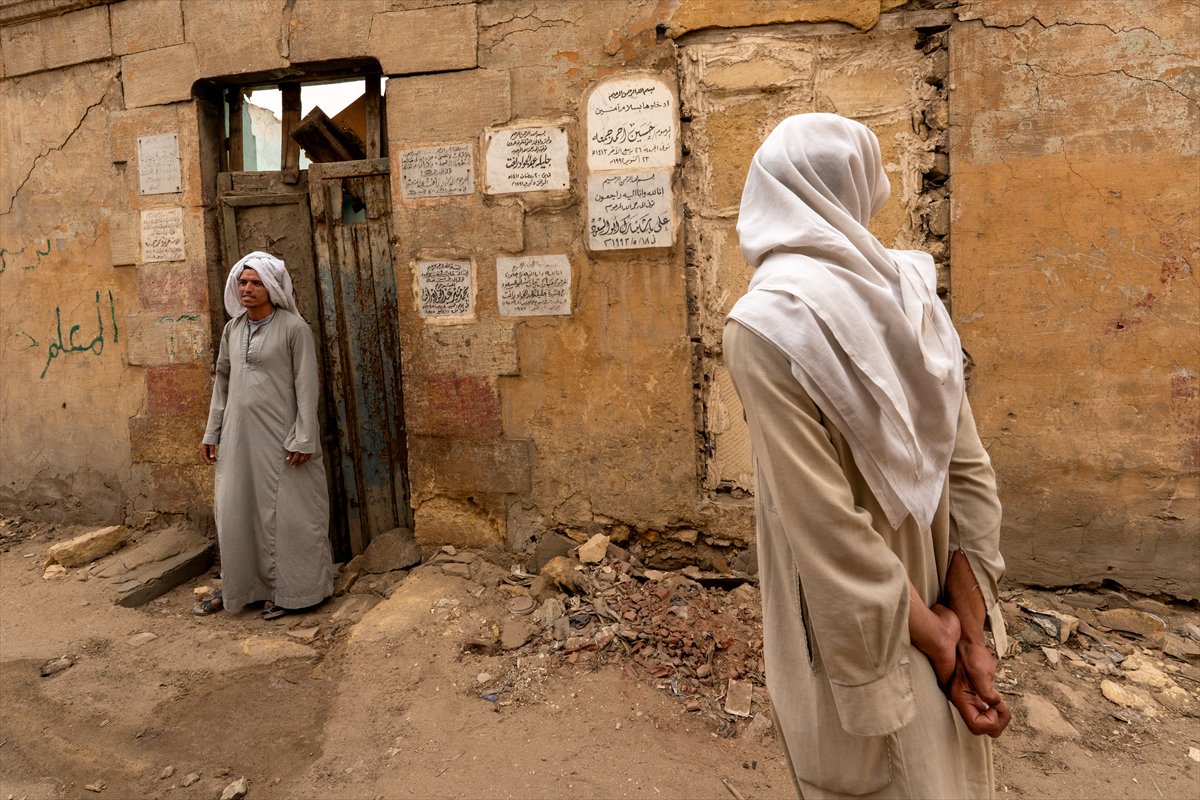 Kahire'de yaşamla ölümün iç içe olduğu şehir: Al-Qarafa