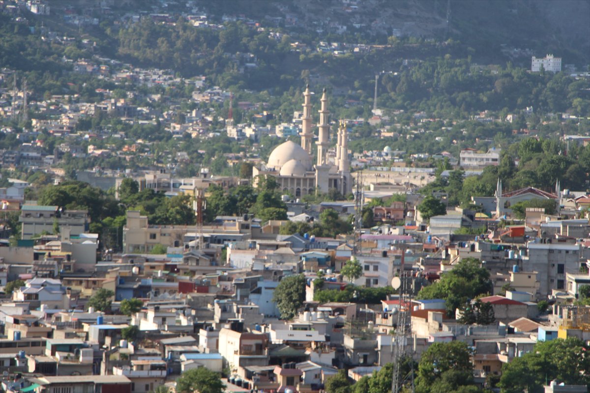 Hindistan ve Pakistan arasında tırmanan gerilimin ortasında Azad Keşmir'de günlük yaşam