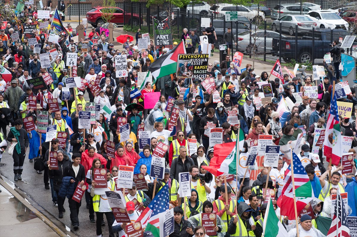 Dünyada 1 Mayıs coşkusu: Sokaklarda emek ve dayanışma sesleri yükseldi