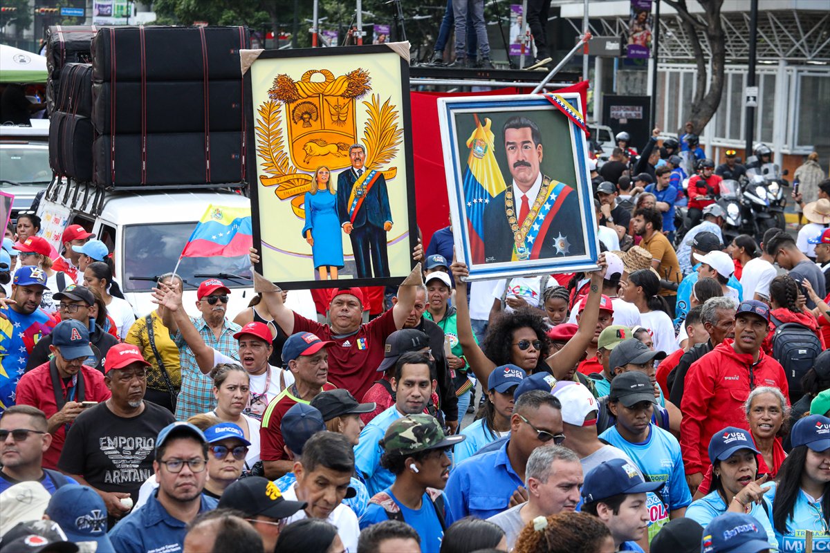 Dünyada 1 Mayıs coşkusu: Sokaklarda emek ve dayanışma sesleri yükseldi