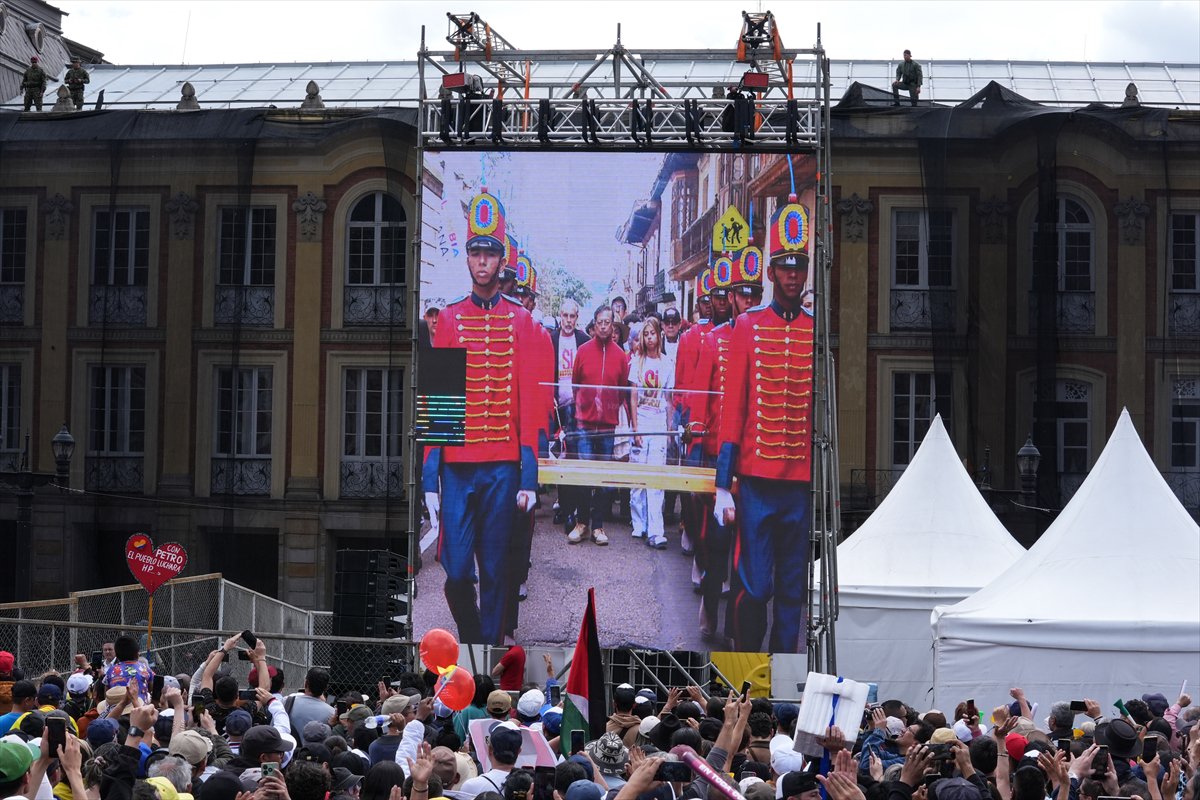 Dünyada 1 Mayıs coşkusu: Sokaklarda emek ve dayanışma sesleri yükseldi