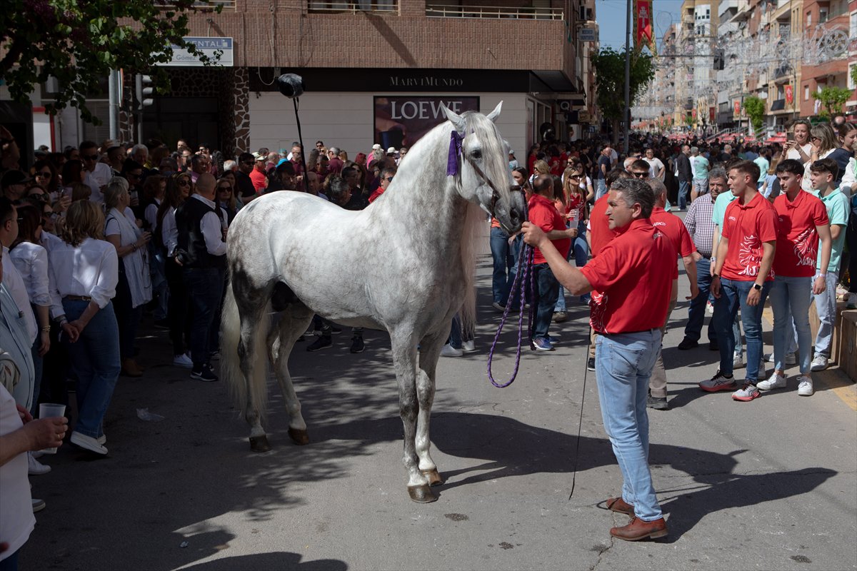 Dünyada 1 Mayıs coşkusu: Sokaklarda emek ve dayanışma sesleri yükseldi
