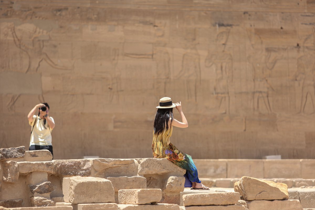 Mısır'daki Philae Tapınağı ziyaretçilerini ağırlıyor