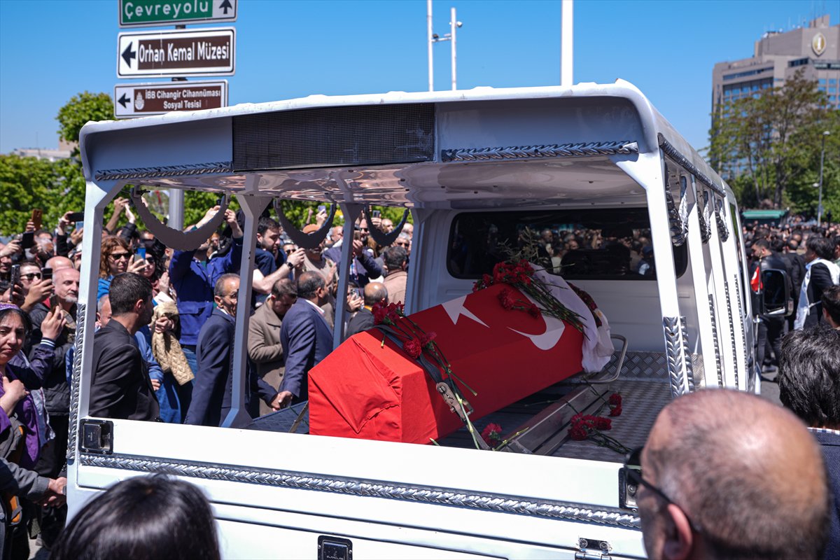 Sırrı Süreyya Önder’e veda