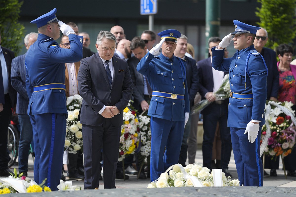 Bosna Hersek'te, Saraybosna kuşatmasında öldürülen 1601 çocuk anıldı
