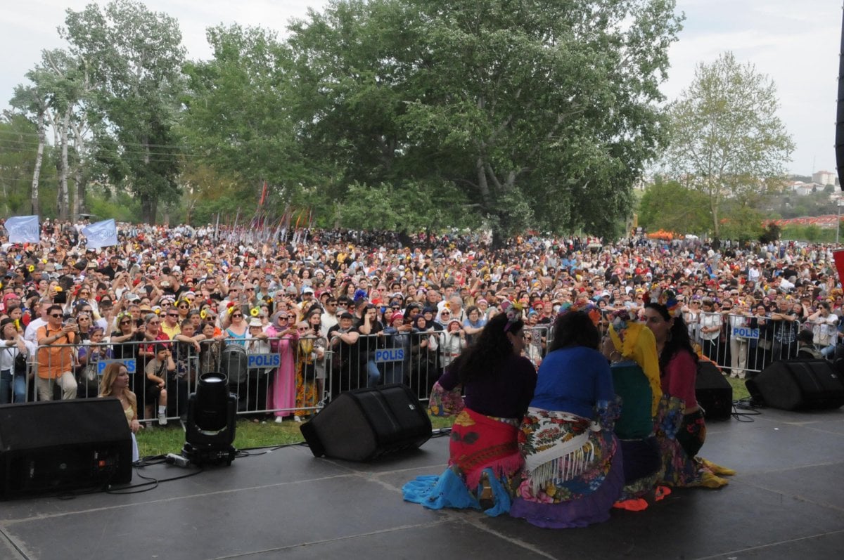 Edirne'de Kakava Şenliği'nden renkli görüntüler