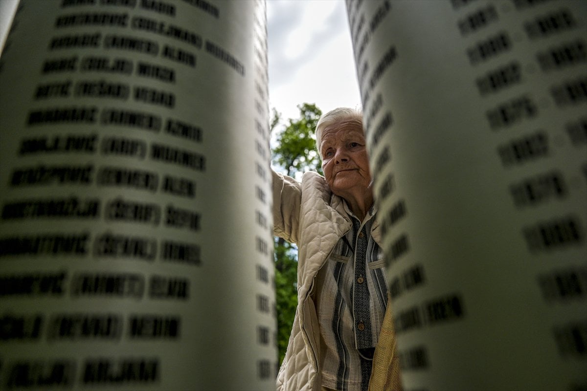 Bosna Hersek'te, Saraybosna kuşatmasında öldürülen 1601 çocuk anıldı