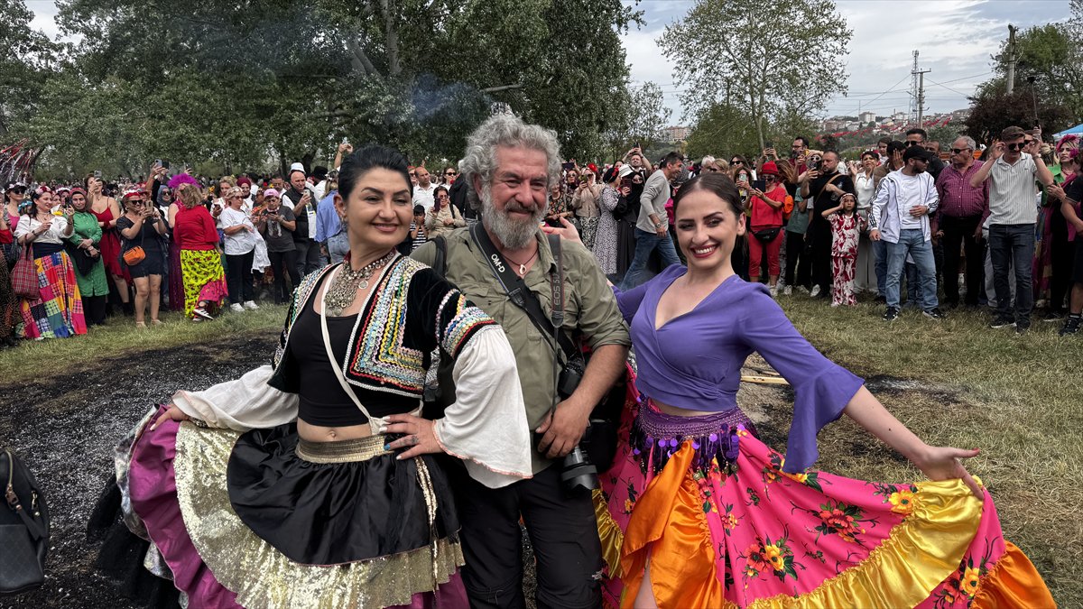 Edirne'de Kakava Şenliği'nden renkli görüntüler