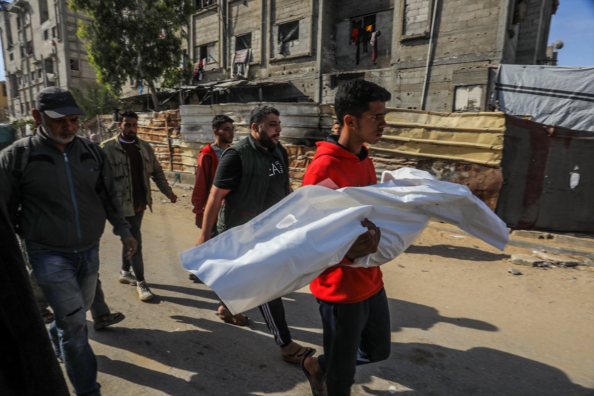 İsrail'in Gazze Şeridi'ne düzenlediği saldırılar sürüyor