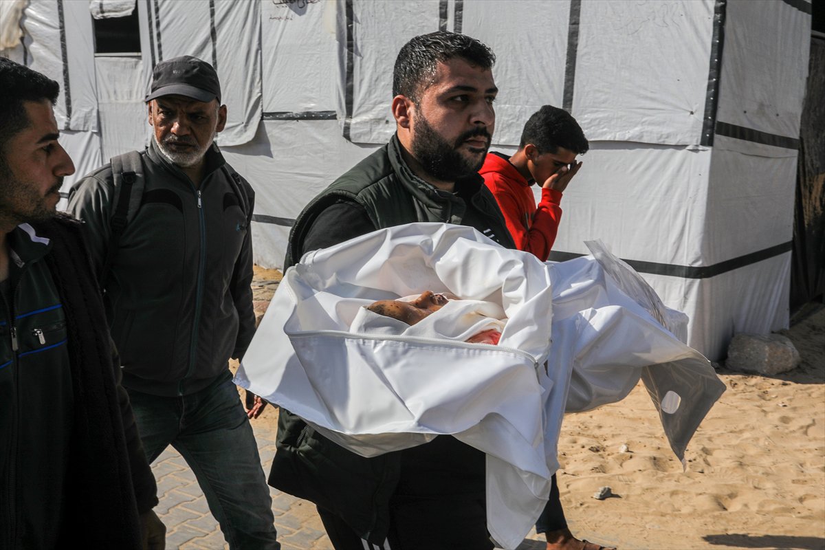 İsrail'in Gazze Şeridi'ne düzenlediği saldırılar sürüyor