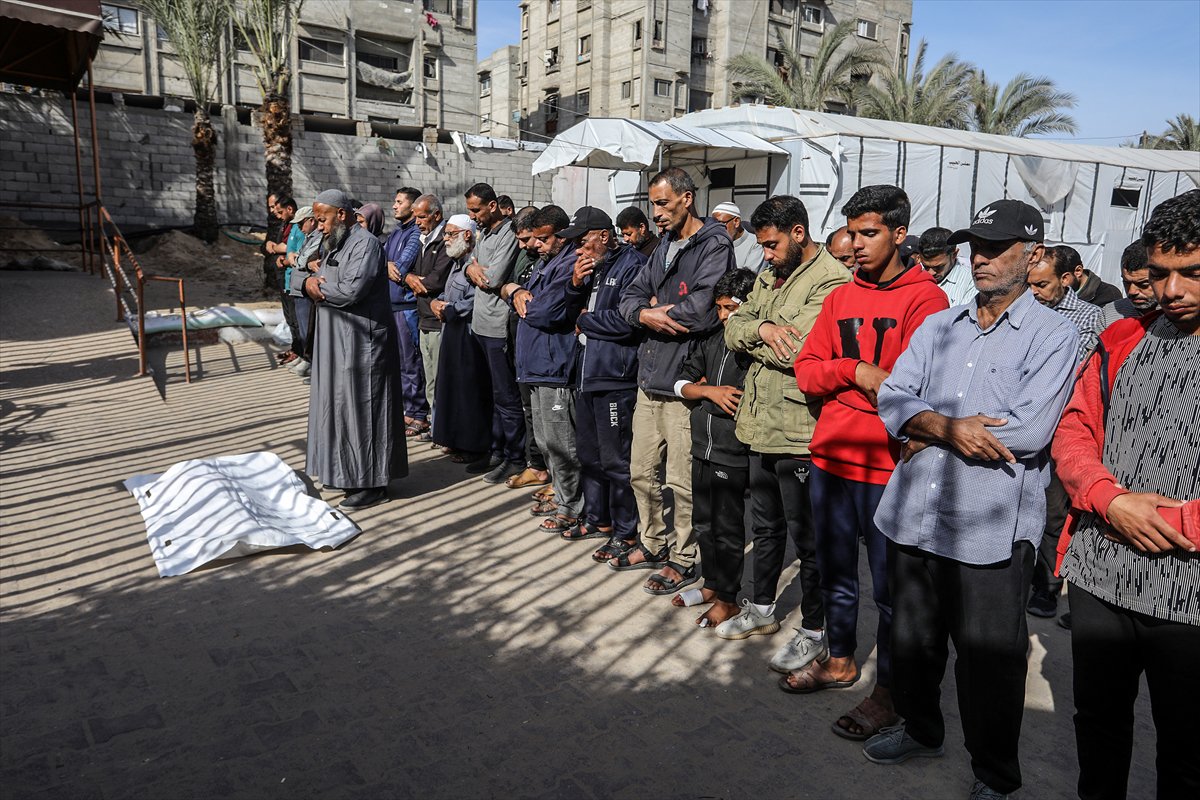 İsrail'in Gazze Şeridi'ne düzenlediği saldırılar sürüyor