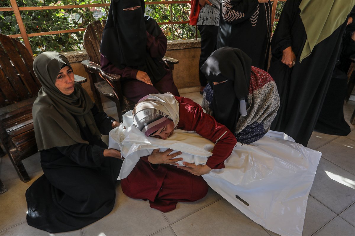 İsrail'in Gazze Şeridi'ne düzenlediği saldırılar sürüyor