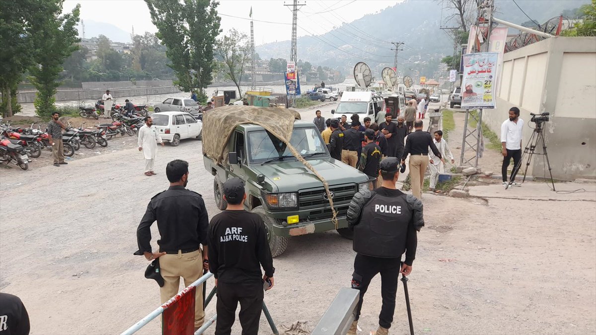 Hindistan ordusundan Pakistan'a hava saldırısı