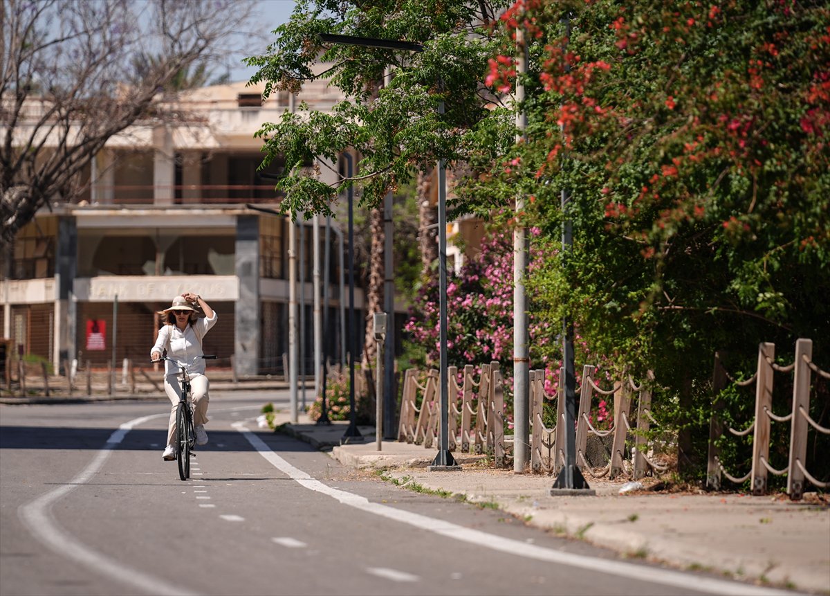 Kapalı Maraş 46 yıl sonra ziyarete açıldı: Geçmiş hala aynı yerde duruyor