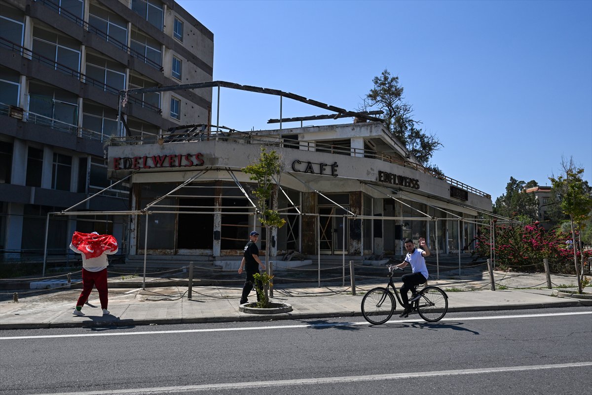 Kapalı Maraş 46 yıl sonra ziyarete açıldı: Geçmiş hala aynı yerde duruyor