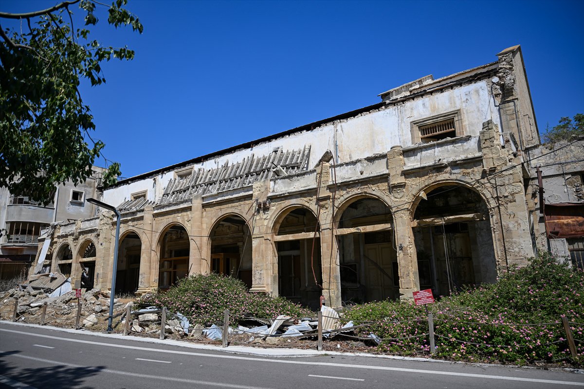 Kapalı Maraş 46 yıl sonra ziyarete açıldı: Geçmiş hala aynı yerde duruyor