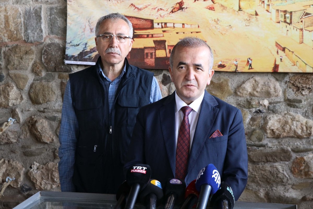 Harput Kalesi’nde tarih yeniden gün yüzüne çıkıyor