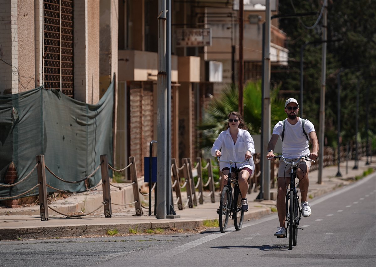 Kapalı Maraş 46 yıl sonra ziyarete açıldı: Geçmiş hala aynı yerde duruyor