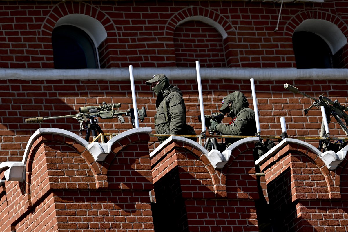 Kızıl Meydan'da Zafer Günü kutlaması