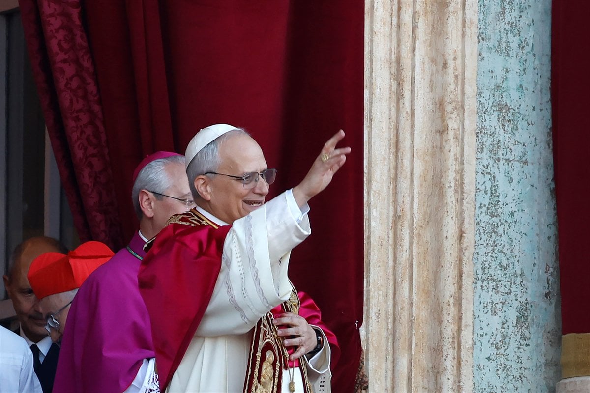 Yeni Papa’nın seçilmesiyle kutlamalar başladı