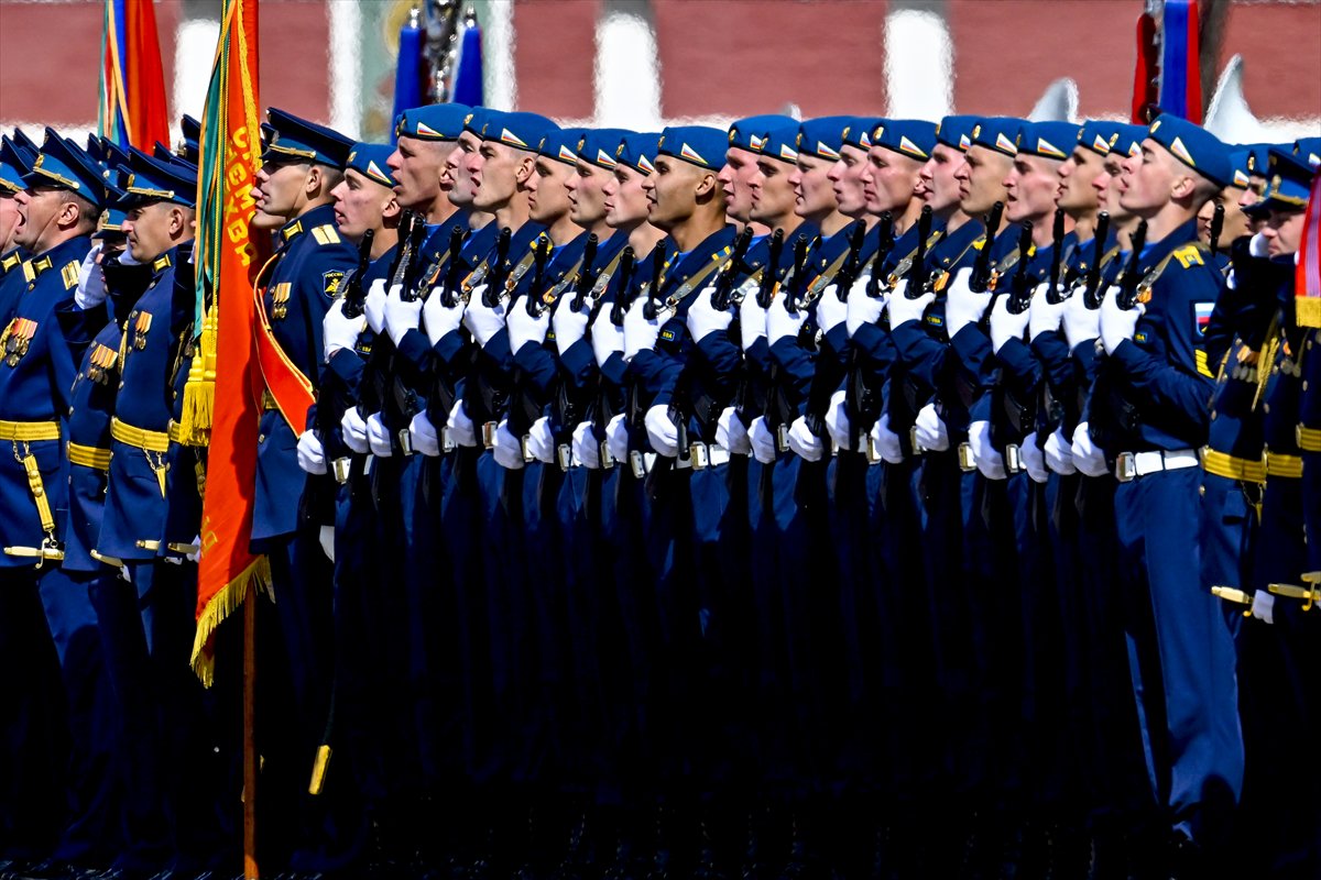 Kızıl Meydan'da Zafer Günü kutlaması