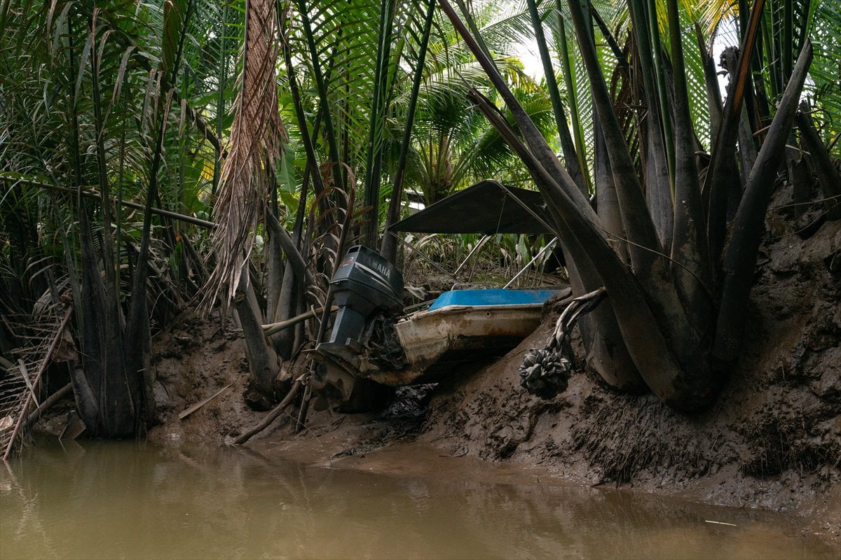 Mekong Deltası kanallarında tekne turu