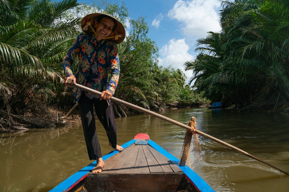 Mekong Deltası kanallarında tekne turu