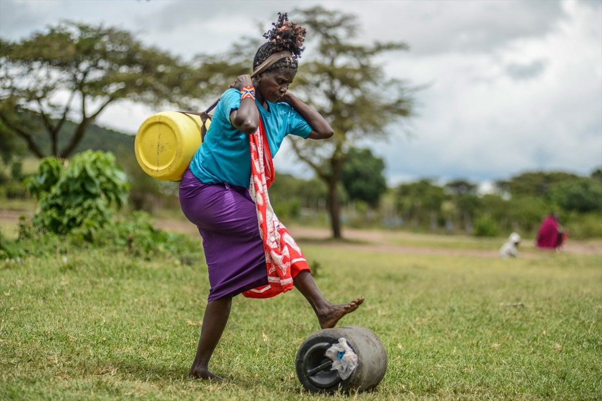 Kenya’da Masai kabilesinin vahşi doğayla uyumlu yaşamı