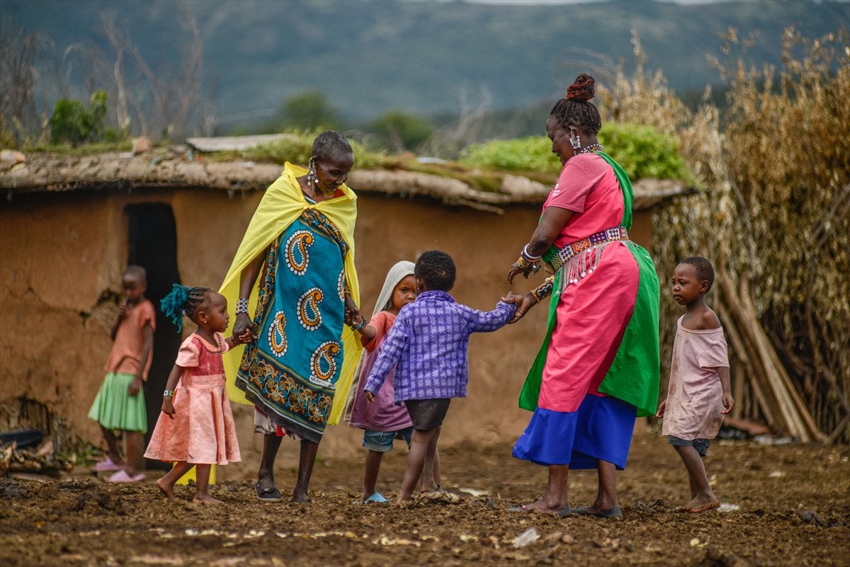 Kenya’da Masai kabilesinin vahşi doğayla uyumlu yaşamı
